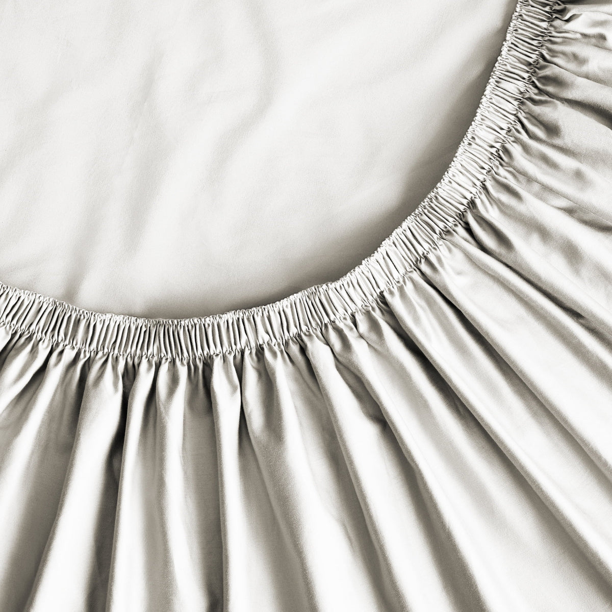 4-Piece 600 Thread Count White Egyptian Cotton Adult Bed Sheet Set, King - Deep Pocket - Image 5
